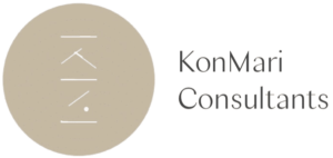 Gold KonMari Consultant Logo